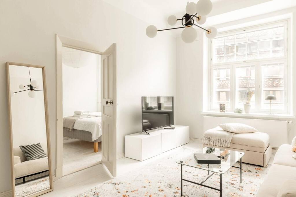 Downtown Light-Filled Retreat Apartment Helsinki Exterior foto